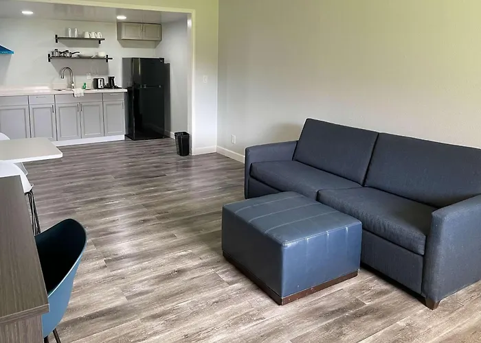 Studio 6 Tulsa Ok Central